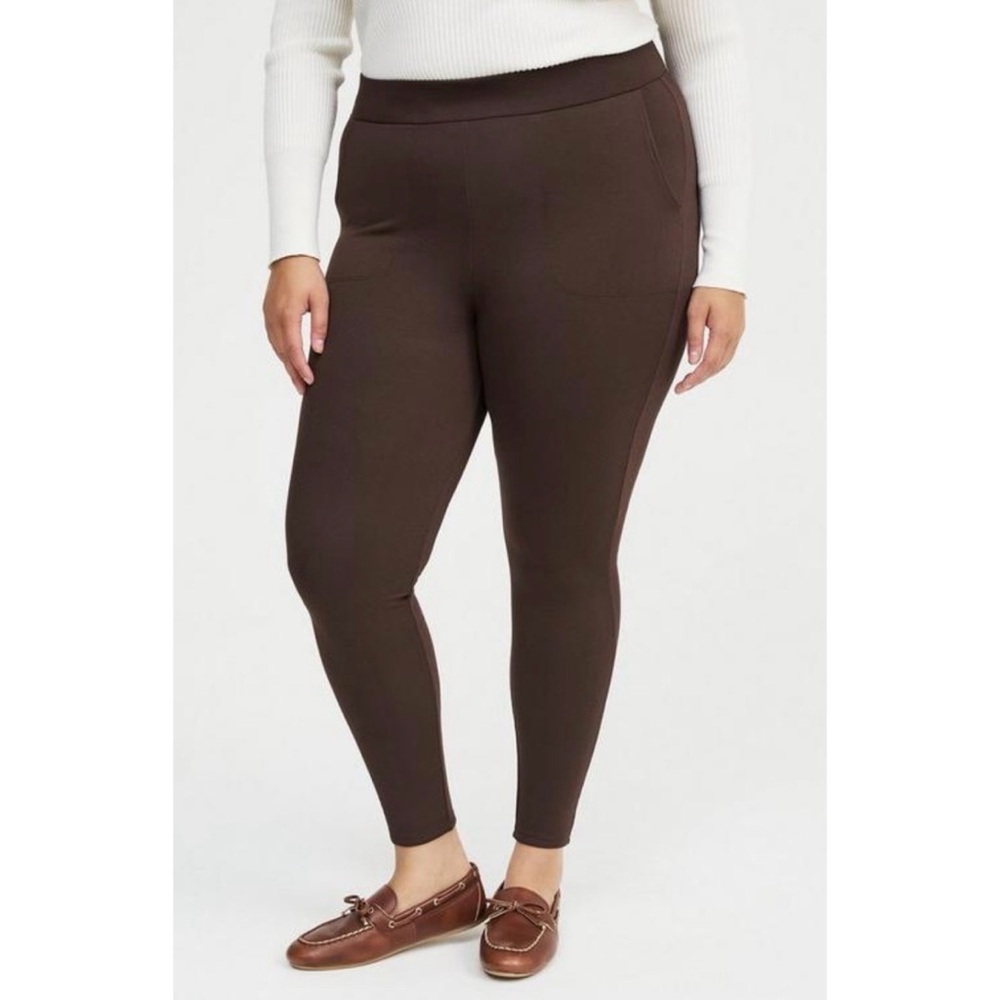 🚨2/$10 Torrid Fleece Lined Pocket Legging Brown